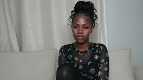 sunny online show from 04/22/26, 08:43