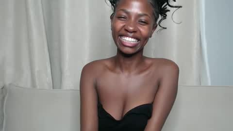 sunny online show from 04/23/26, 03:47