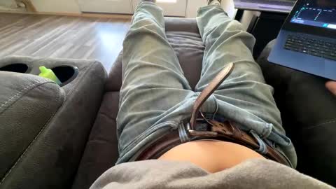 sunny valentine online show from 01/29/25, 04:41