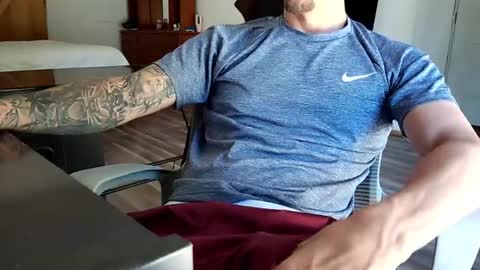 sunny valentine online show from 10/13/25, 03:23