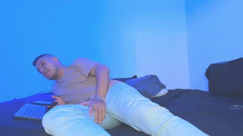 Christian Vanessa online show from 09/21/25, 02:13