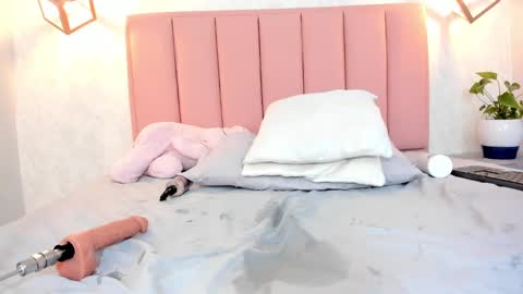  S U N N Y online show from 02/07/25, 11:55