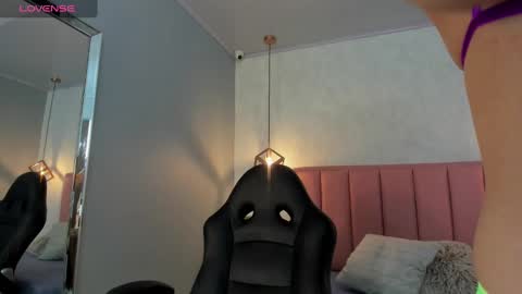  S U N N Y online show from 09/18/25, 12:29