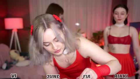 Fia  -  TG -  Mia -  Alice -  online show from 10/06/25, 02:31