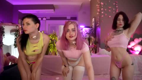 Fia  -  TG -  Mia -  Alice -  online show from 05/28/26, 03:04