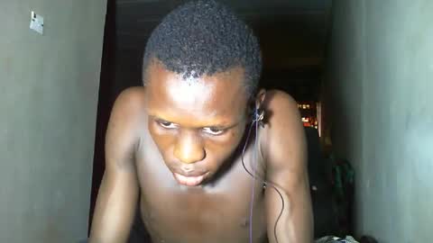 Sunnyblack2 online show from 12/20/25, 08:54