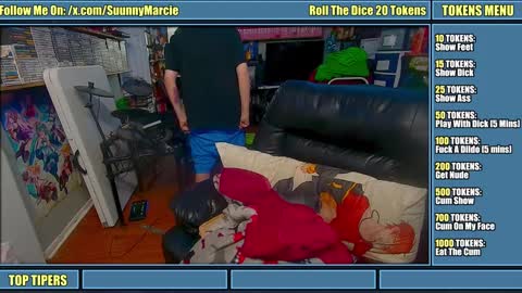 Snapshot of sunnymarcie chatting on 03/04/25, 08:27 Sunny Marcie online show from 03/04/25, 08:27