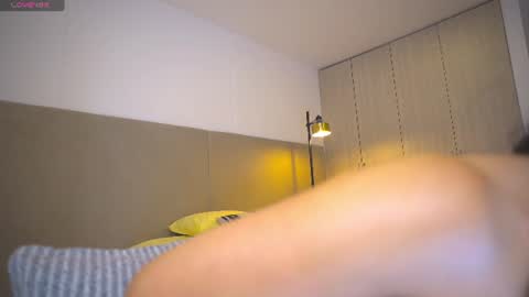 Snapshot of sunnymorrison chatting on 07/11/26, 01:14 sol online show from 07/11/26, 01:14