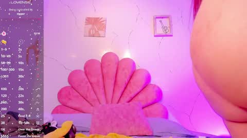 Sunny online show from 04/18/26, 07:07