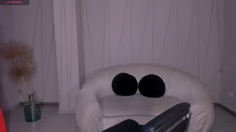 Sunny Rivers online show from 10/27/25, 04:22