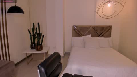 Sunny Rivers online show from 10/28/25, 05:48