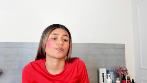 sunnywhitee online show from 03/28/26, 07:24