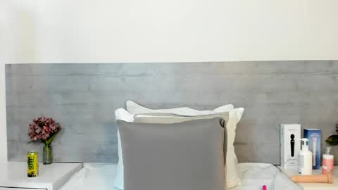 sunnywhitee online show from 03/30/26, 07:15