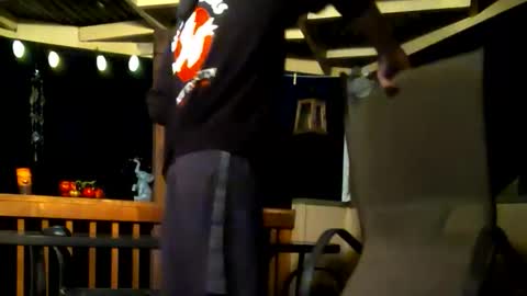 suns0ut_buns0ut online show from 10/18/25, 01:45