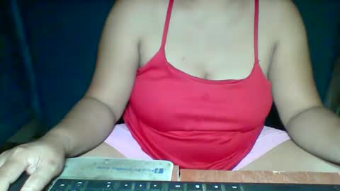 sunshine_789 online show from 05/18/26, 04:13