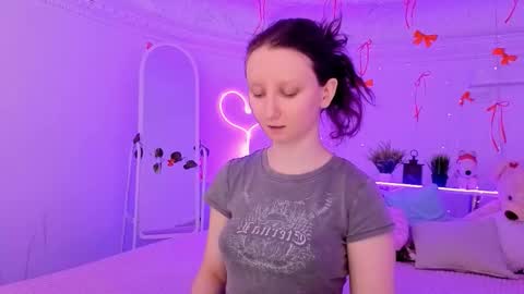 Snapshot of sunshine_blaze chatting on 02/10/26, 01:26 Alice online show from 02/10/26, 01:26