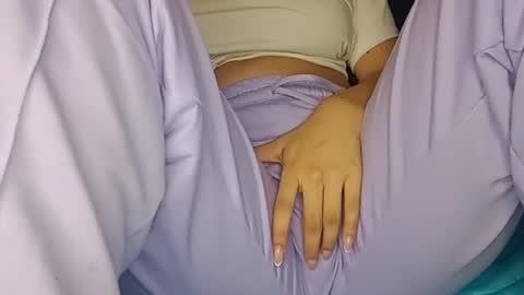 Annie online show from 01/19/25, 02:36