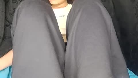 Annie online show from 01/20/25, 01:39