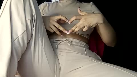 Annie online show from 02/15/25, 11:03