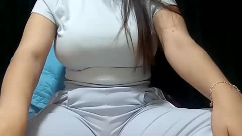 Annie online show from 03/01/25, 01:11