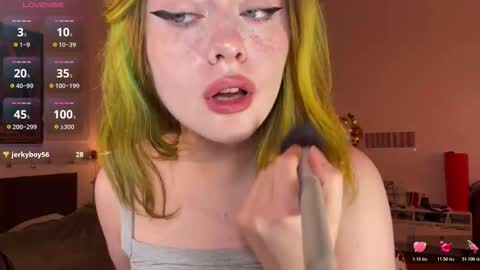 Lina online show from 03/17/26, 06:17