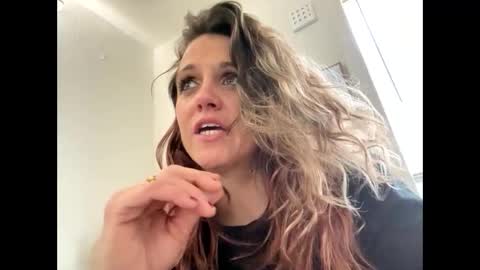 WATCHMEMAKEYOUCUM online show from 12/29/24, 05:22