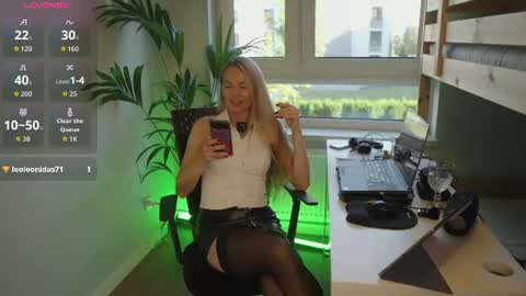 sunshineanna86 online show from 06/26/26, 03:49