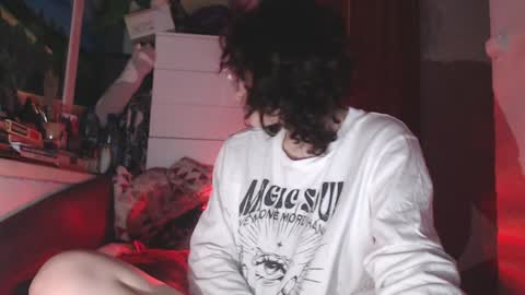 Hella online show from 01/20/25, 01:32