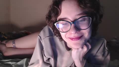 Hella online show from 11/06/25, 07:15