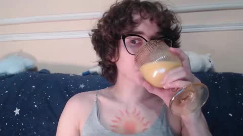 Hella online show from 11/24/25, 12:49