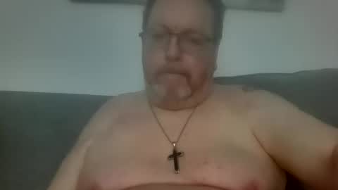 Snapshot of sunspotbaby chatting on 06/11/26, 09:35 Sunspotbaby online show from 06/11/26, 09:35