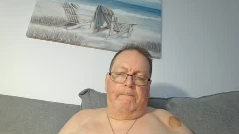 Snapshot of sunspotbaby chatting on 07/05/26, 09:55 Sunspotbaby online show from 07/05/26, 09:55