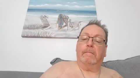 Snapshot of sunspotbaby chatting on 07/19/26, 08:45 Sunspotbaby online show from 07/19/26, 08:45