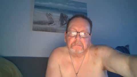 Snapshot of sunspotbaby chatting on 07/28/26, 07:39 Sunspotbaby online show from 07/28/26, 07:39