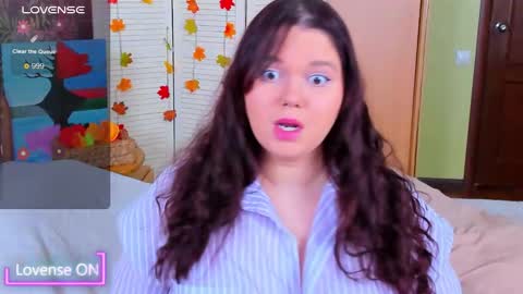 sunyy_bunyy online show from 10/13/25, 05:40