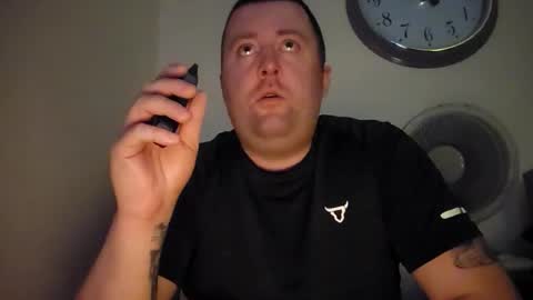 Snapshot of supawupadupasained chatting on 12/14/25, 09:52 FORMYLOVE online show from 12/14/25, 09:52