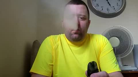 Snapshot of supawupadupasained chatting on 12/16/25, 11:26 FORMYLOVE online show from 12/16/25, 11:26