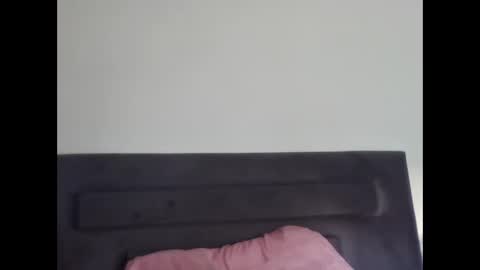 super42835015 online show from 09/08/25, 03:44