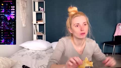 ANNApvt open full info in bio online show from 11/25/25, 10:26