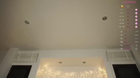 Snapshot of superbdolls chatting on 10/28/25, 11:07 Milana Scarlett online show from 10/28/25, 11:07