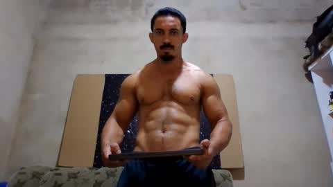 Snapshot of superbigmr chatting on 10/13/25, 09:15 james online show from 10/13/25, 09:15