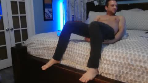 Snapshot of superbronnon chatting on 01/15/25, 02:17 Superbronnon online show from 01/15/25, 02:17