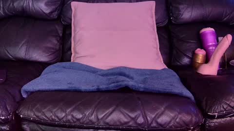 Thomas online show from 12/08/24, 08:04