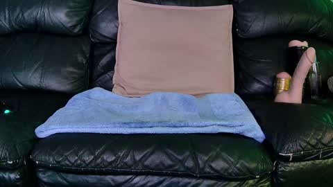 Thomas online show from 12/27/24, 12:18