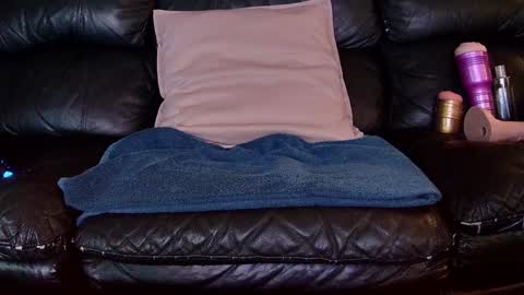 Thomas online show from 01/13/25, 03:45