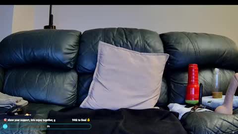 Thomas online show from 10/01/25, 05:02