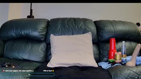 Thomas online show from 11/16/25, 07:52