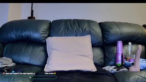 Thomas online show from 11/29/25, 04:04