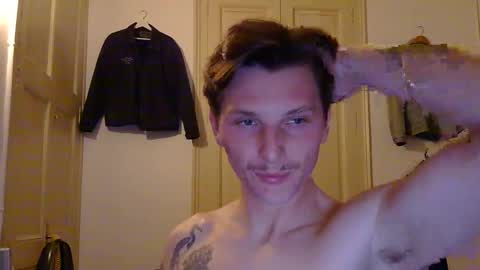 Snapshot of superhardxxxx chatting on 01/12/26, 07:19 Ctrl My Body online show from 01/12/26, 07:19