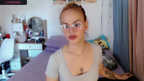 Im val online show from 06/08/26, 01:09
